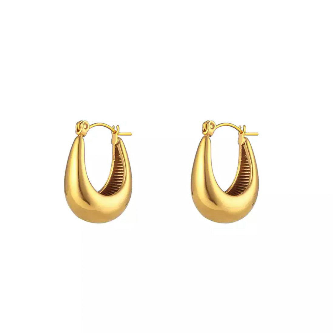 Nisha U-Shaped Hoop Earrings│18k Gold Plated