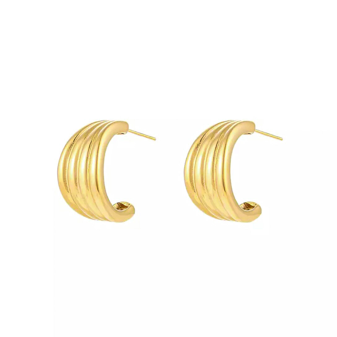 Vincent C-Shaped Earrings│18k Gold Plated